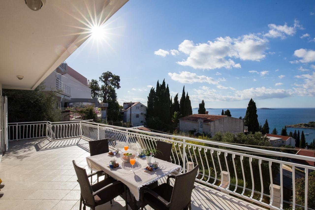Apartments Villa Enzian 米利尼 外观 照片