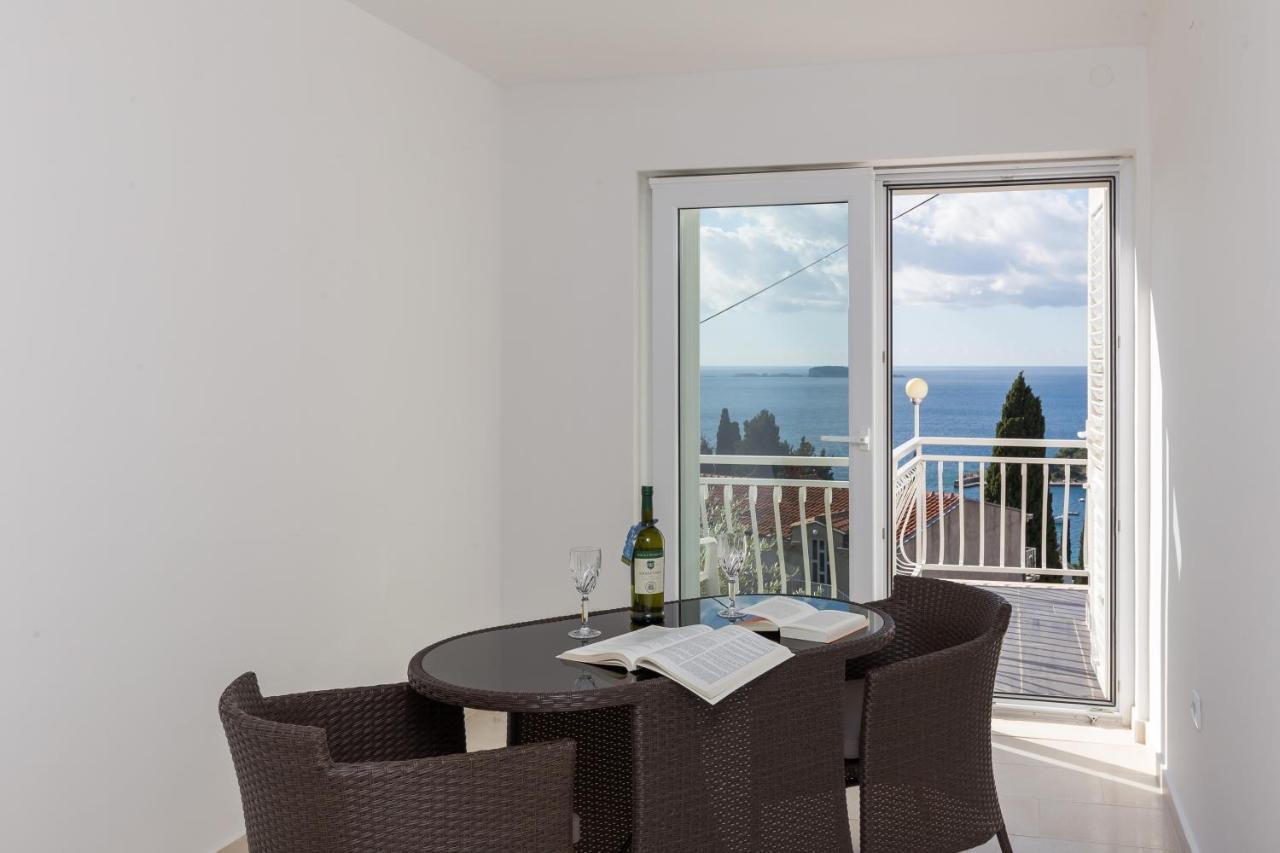 Apartments Villa Enzian 米利尼 外观 照片